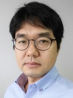 Tony Tae-Hyoung Kim portrait